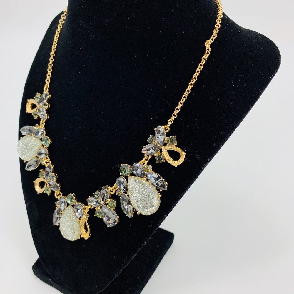 4 for $25 SALE!!!! Fashion Crystal Necklace - Picture 4 of 7
